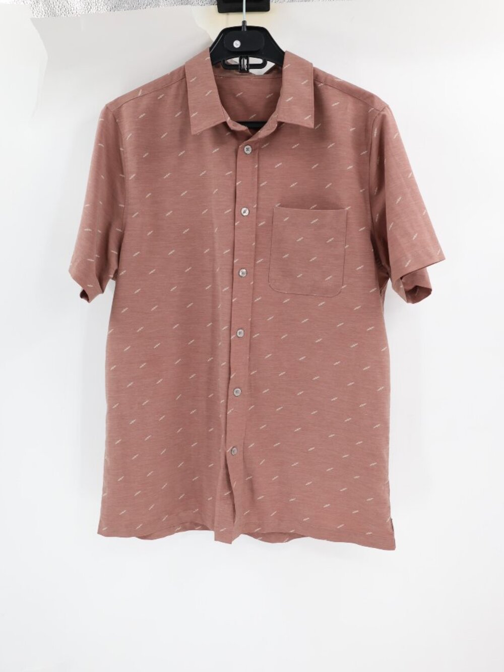 Vuori Shirt Men's Medium Bridge Button Up Short Sleeve Pocket Casual Geometric